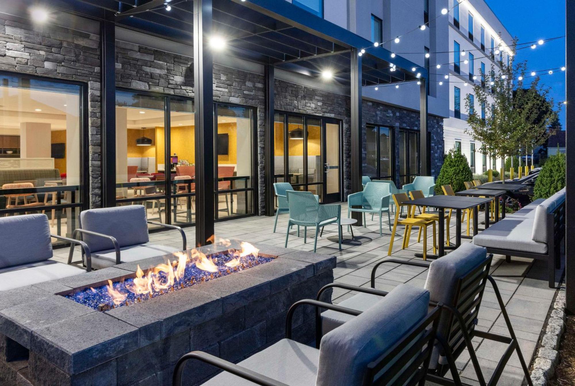 Home2 Suites By Hilton East Haven New Haven Esterno foto